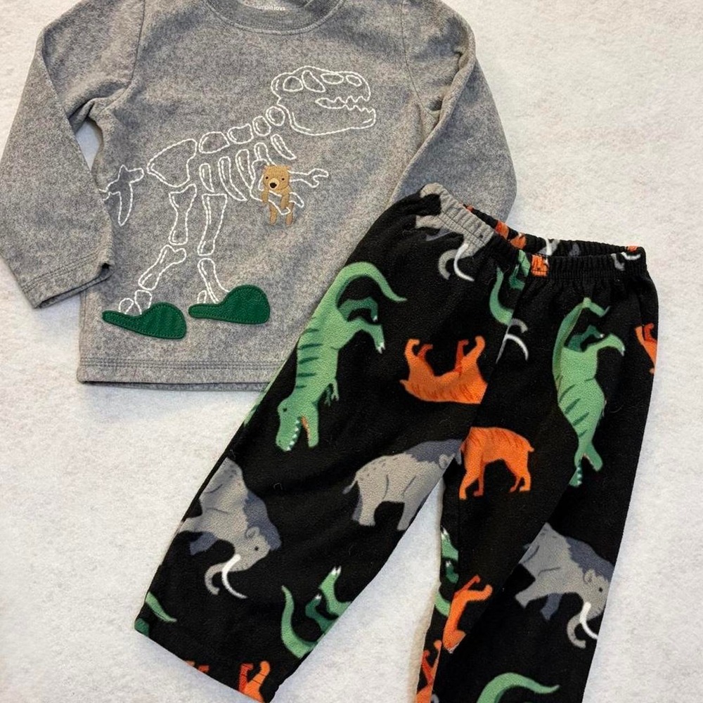 Carter's Simple Joys Dinosaurs Pajama Set
